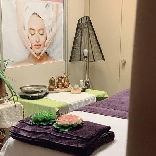 Nasya - die Ayurvedische Nasenreinigung und Pflege der Nasenschleimhäute - auf Anfrage telefonisch abklären, mehrere Sitzungen